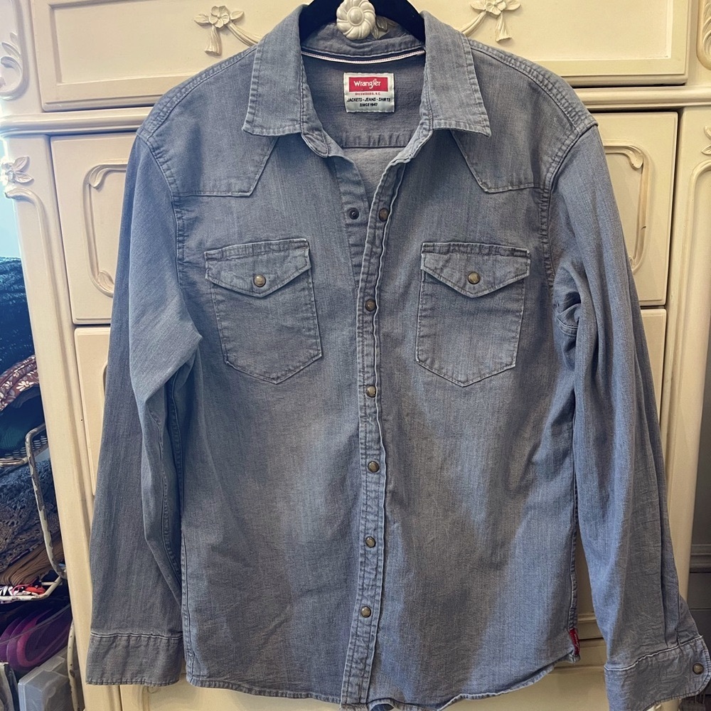Wrangler Men's Cotton Denim Shirt - GREY